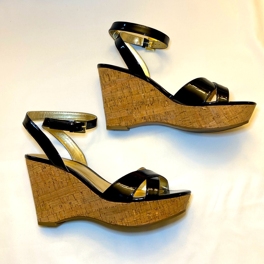 Marc Fisher cork wedge heel black patent 8.5M